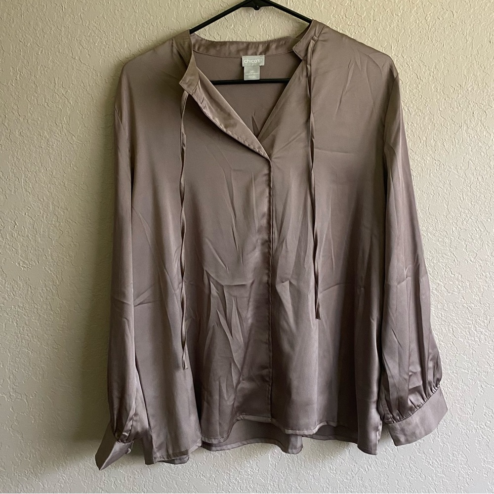 Chicos NWT asymmetrical tie neck top